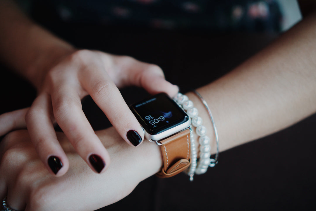 Deri Apple Watch Kordonları: Şıklık ve Fonksiyonelliğin Buluştuğu Nokta - Bulderi - Blog